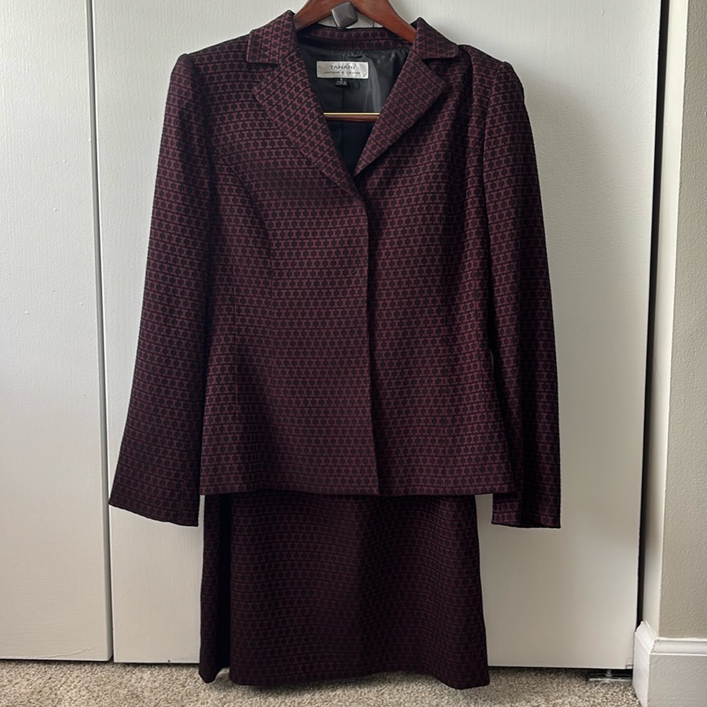 Tahari Black and Purple/Red Patterned Blazer and Skirt Set